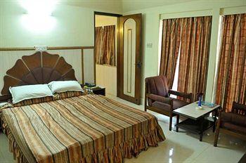 Hotel Heera International Calcutta Exterior foto
